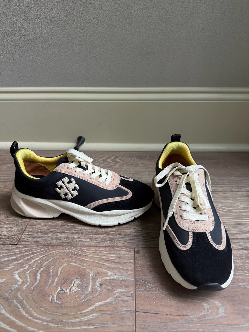 Tory Burch Women’s Good Luck Trainers - Picture 3 of 7